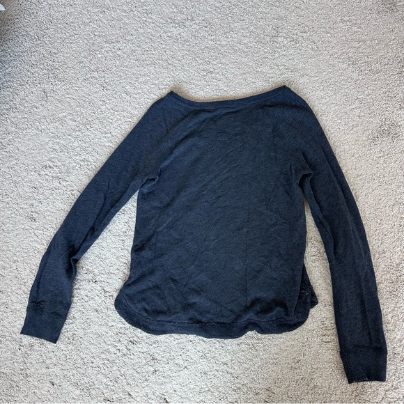 Hollister blueish gray sweater w sequin. Size S. - Picture 2 of 5
